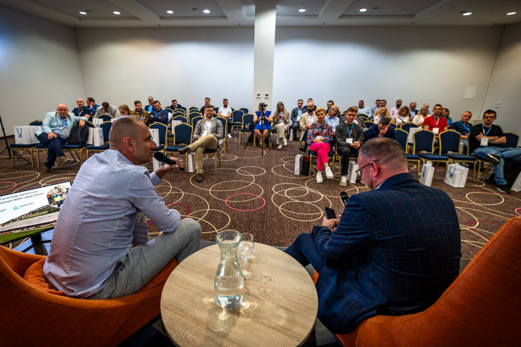 Widok ze sceny na uczestników konferencji Lunch z WMS